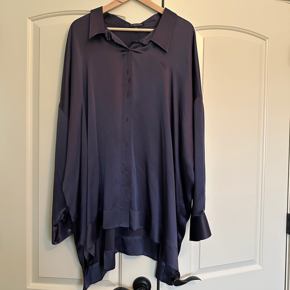 Elegant purple silk Eileen Fisher Button-Up Blouse